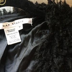 Max studio size M black faux fur jacket